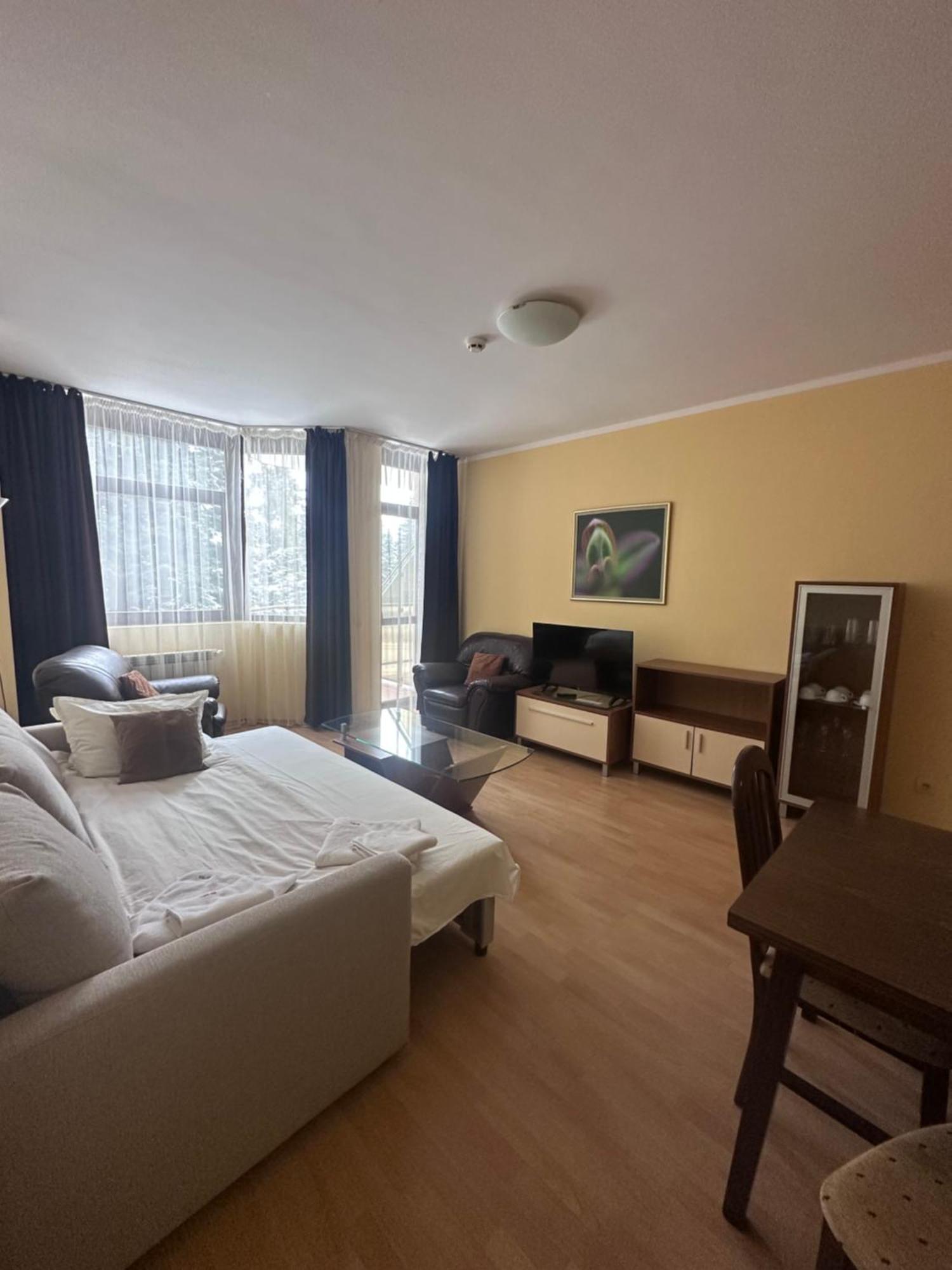 Pm Services Flora Apartments Borovets Ngoại thất bức ảnh