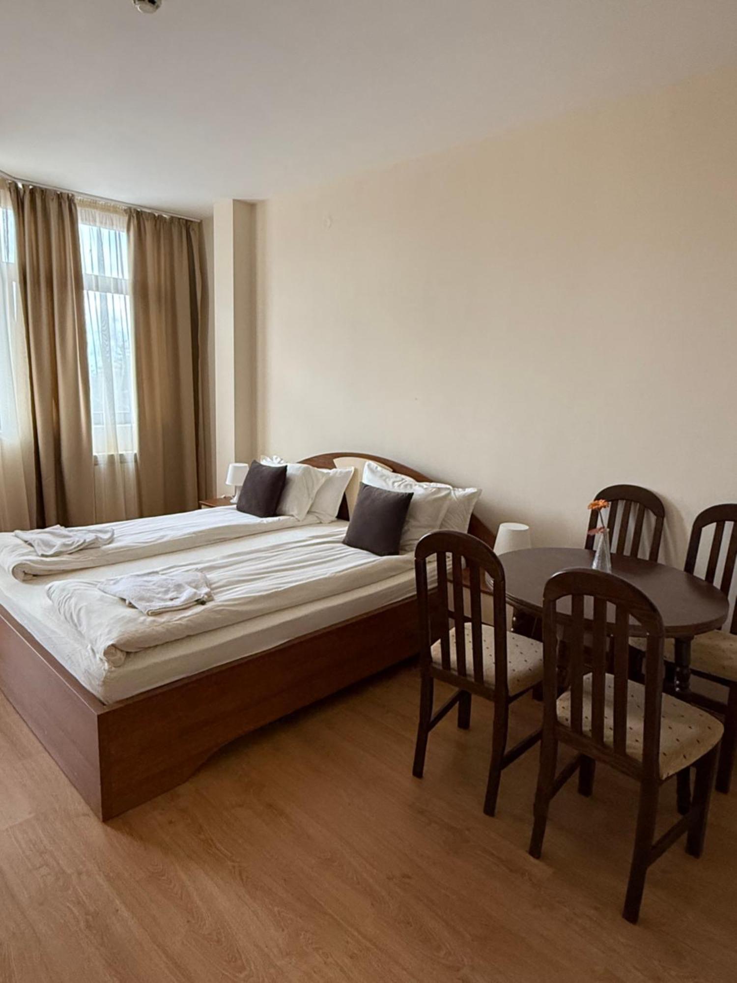 Pm Services Flora Apartments Borovets Ngoại thất bức ảnh