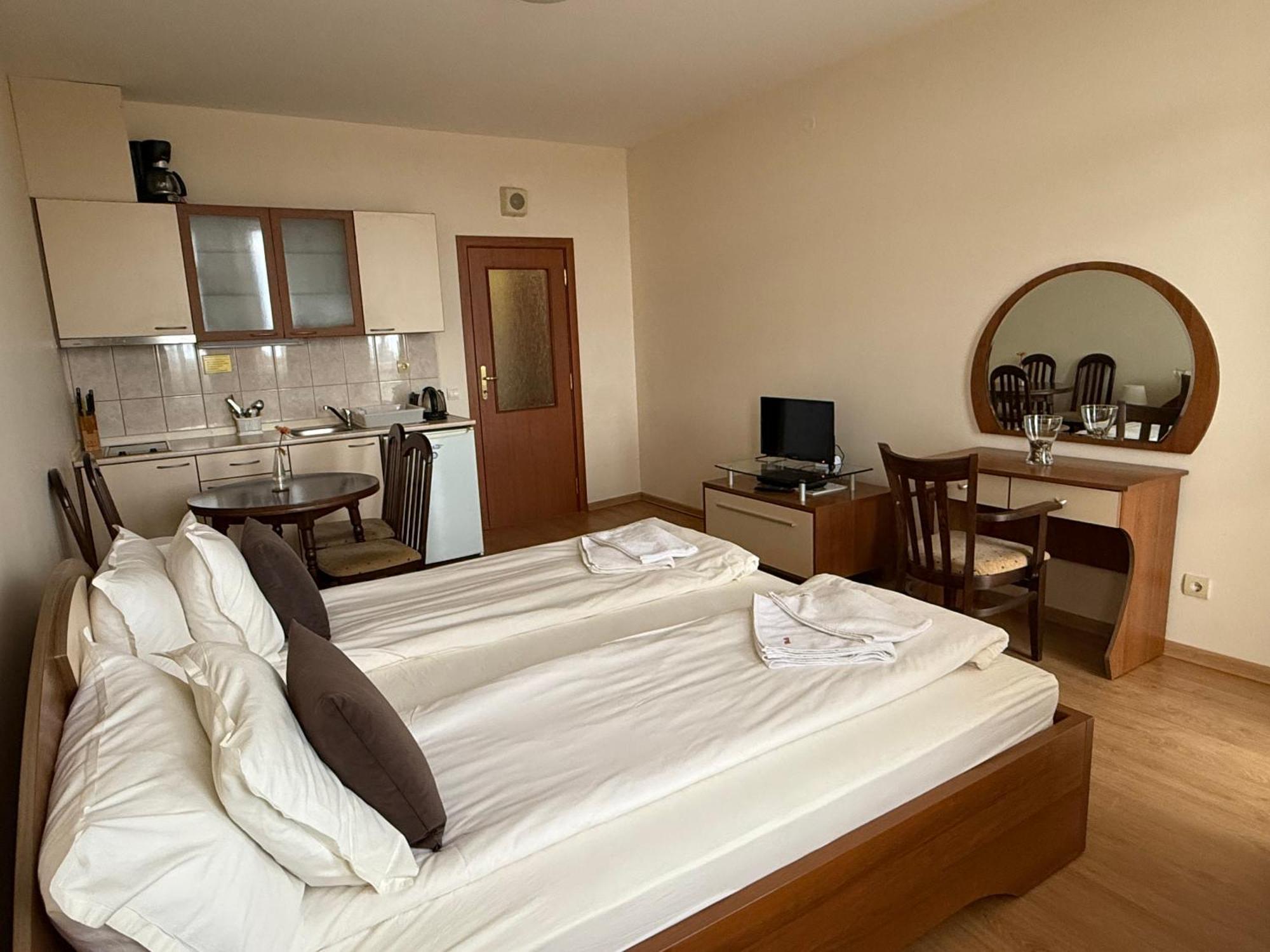 Pm Services Flora Apartments Borovets Ngoại thất bức ảnh